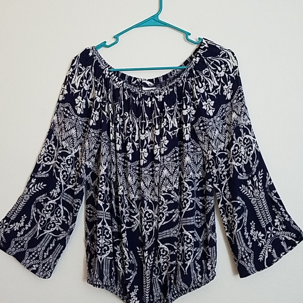 Knox Rose off-the-shoulder blouse